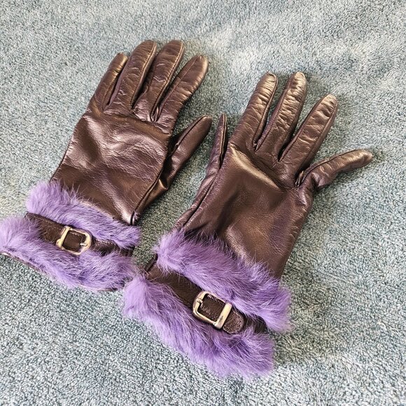 Cashmere by Bloomingdale's Purple Leather Gloves w/fur trim - Picture 2 of 9